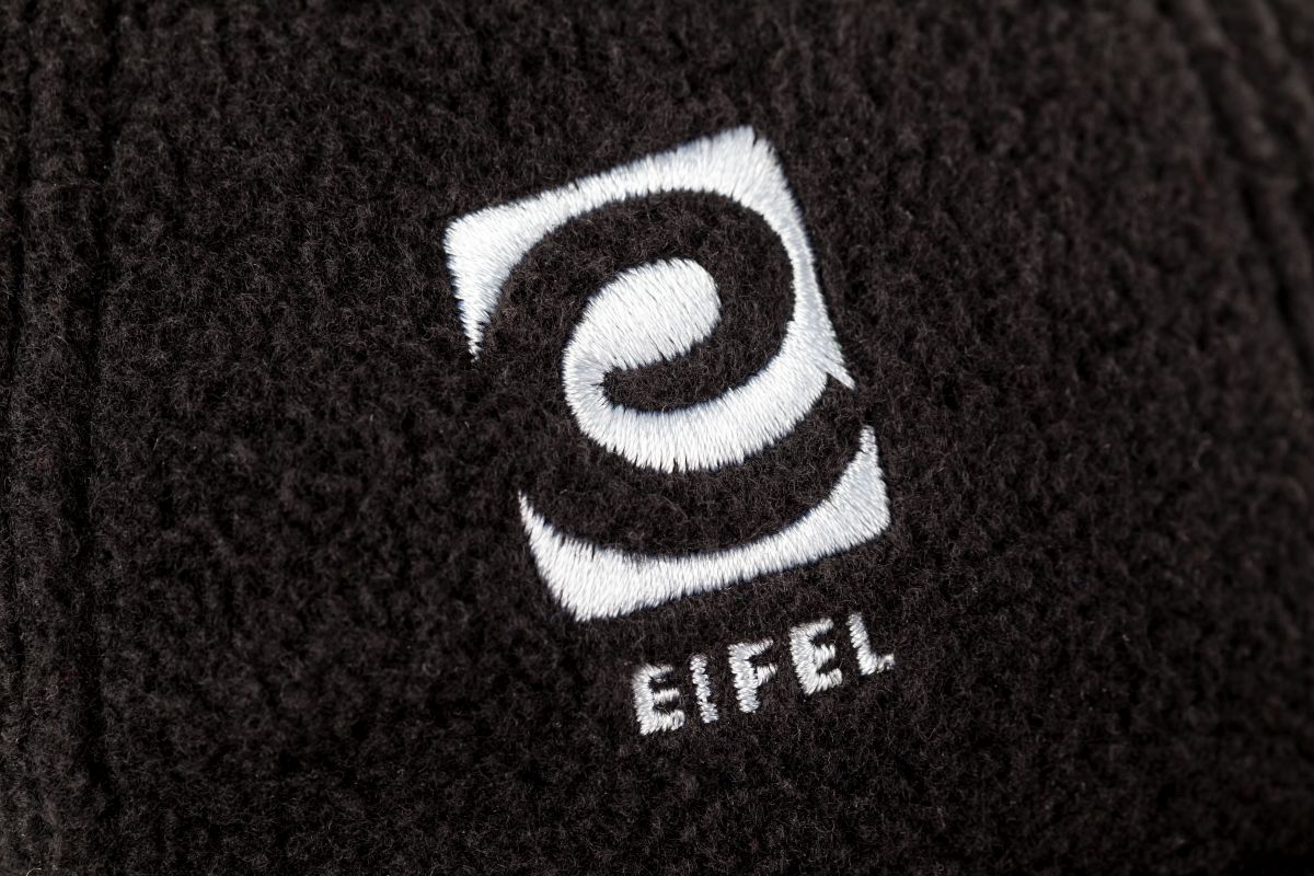 EIFEL Fleececap mit Ohrenschutz, schwarz