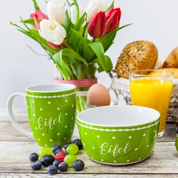 Ansicht ein Set: Tasse und Schale PÜNKTCHEN grün