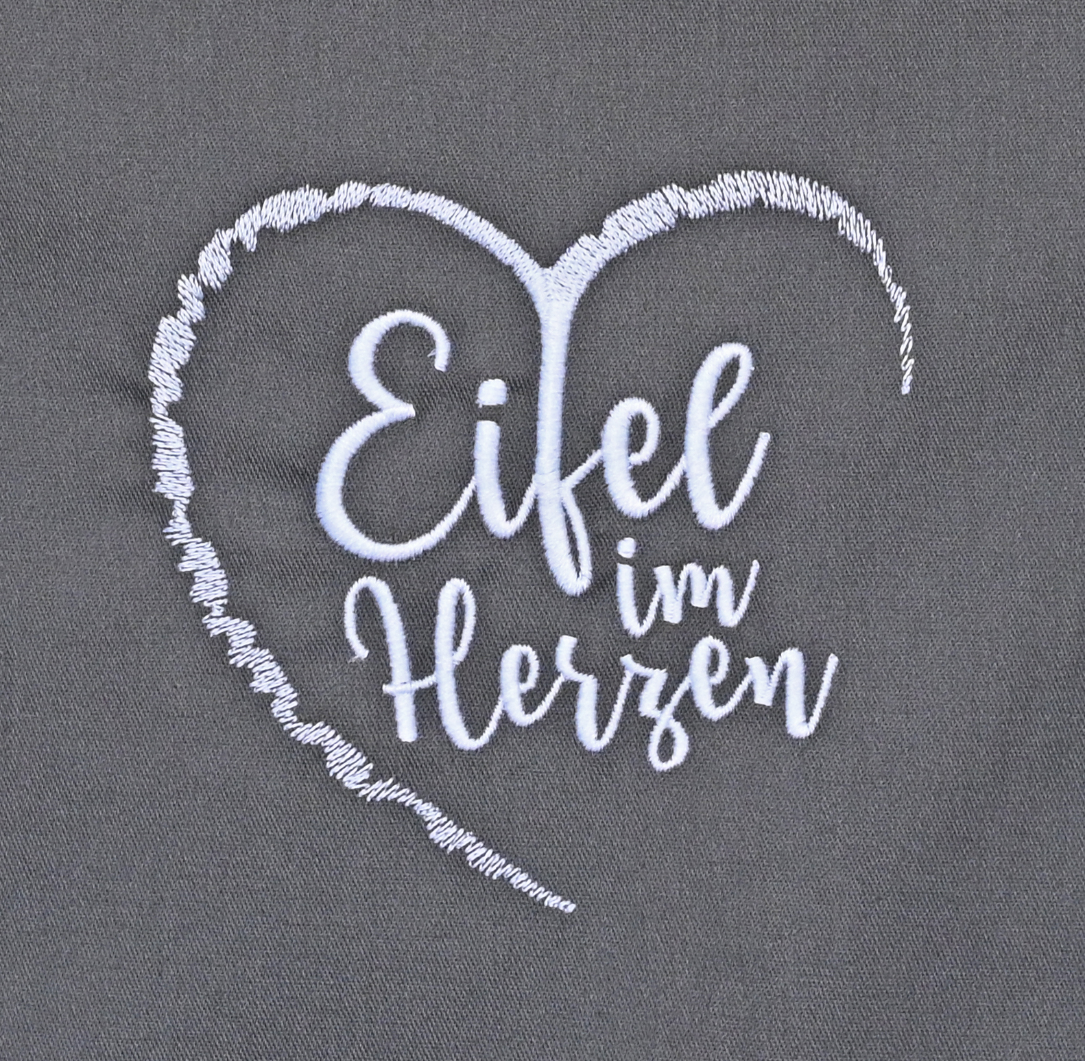 Grill- und Kochschürze grau Motiv "Eifel im Herzen" - Latzschürze
